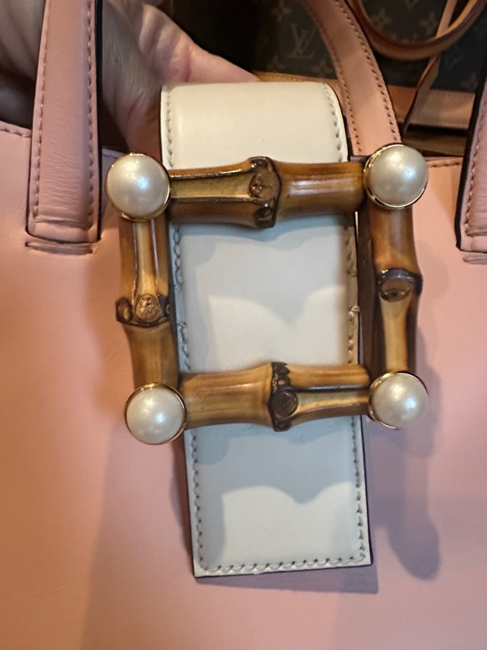 Gucci Pink Leather Top-Handle Satchel with Pearl Bamboo Buckle - Picture 7 of 8